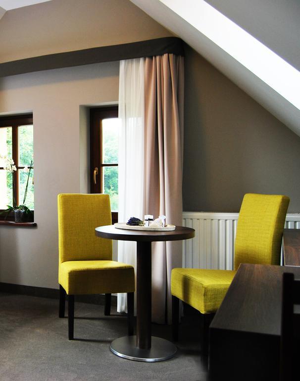 Dwor Spalice Spa Residence & Restaurant Lawendowa Restauracja Olesnica  Bilik gambar