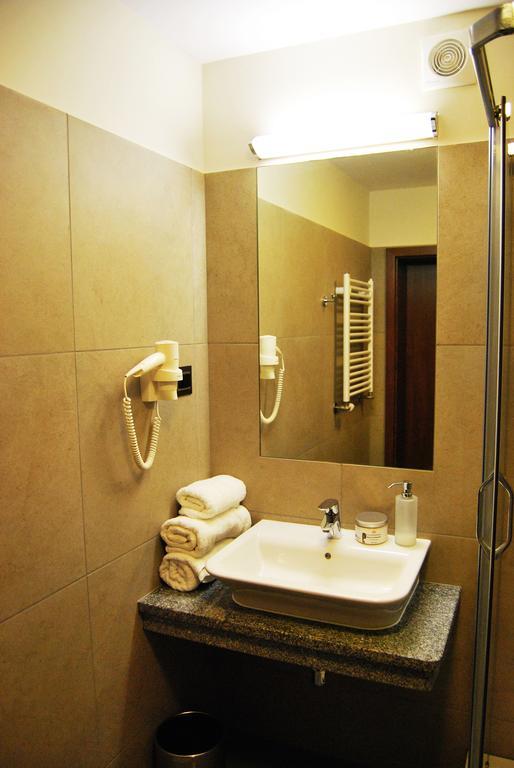 Dwor Spalice Spa Residence & Restaurant Lawendowa Restauracja Olesnica  Bilik gambar